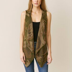 Hem & Thread Open Front Camo Green Tan Knit Vest Drape Front Boho Style Size L